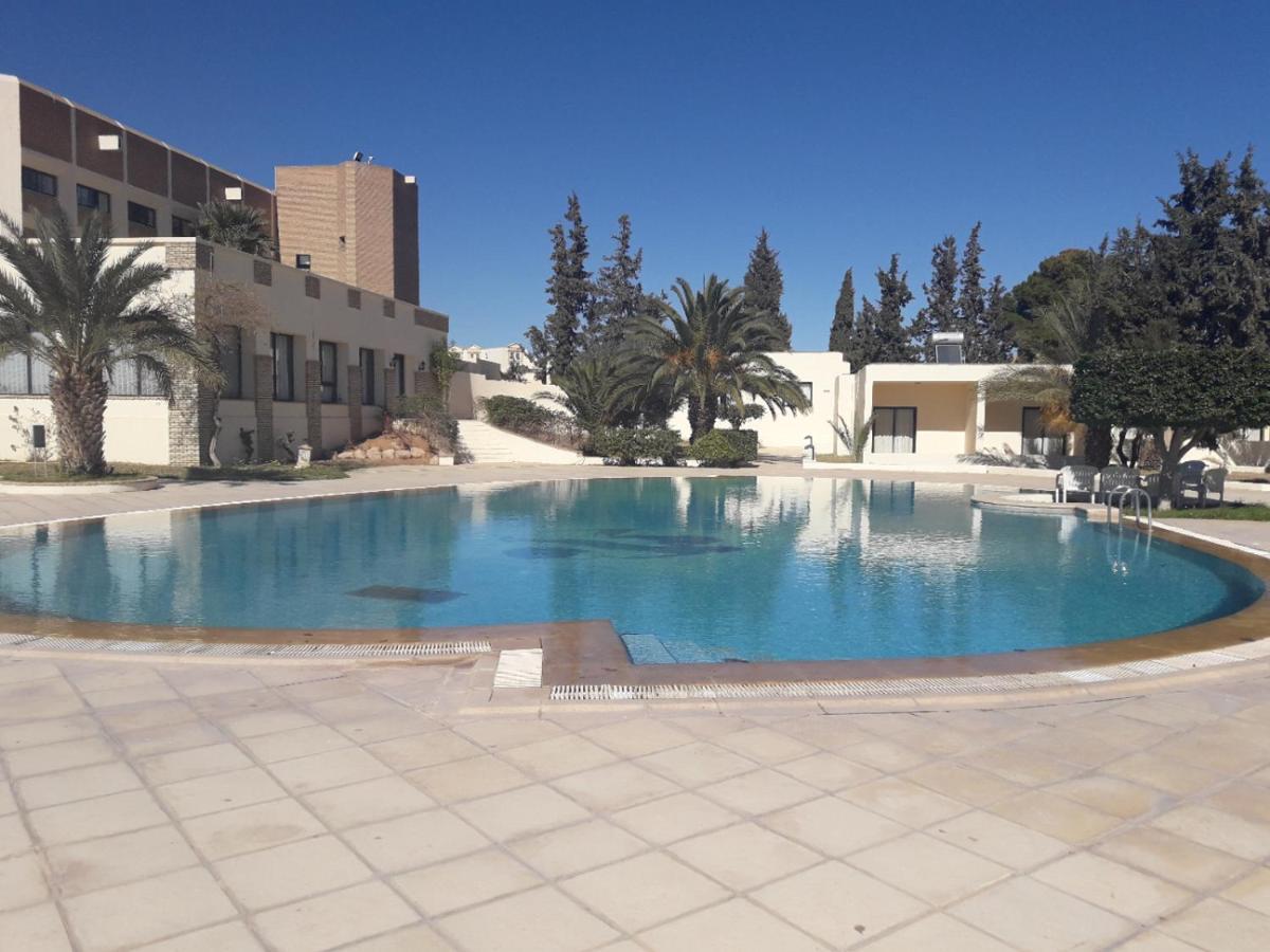 Sufetula Hotel Sbeitla Екстер'єр фото